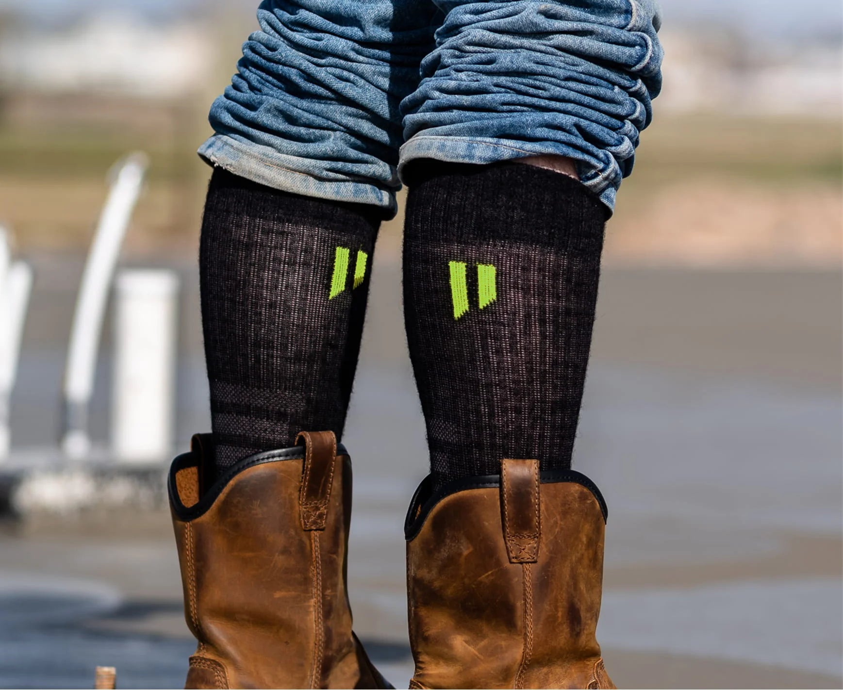 hollowsocksstore.com