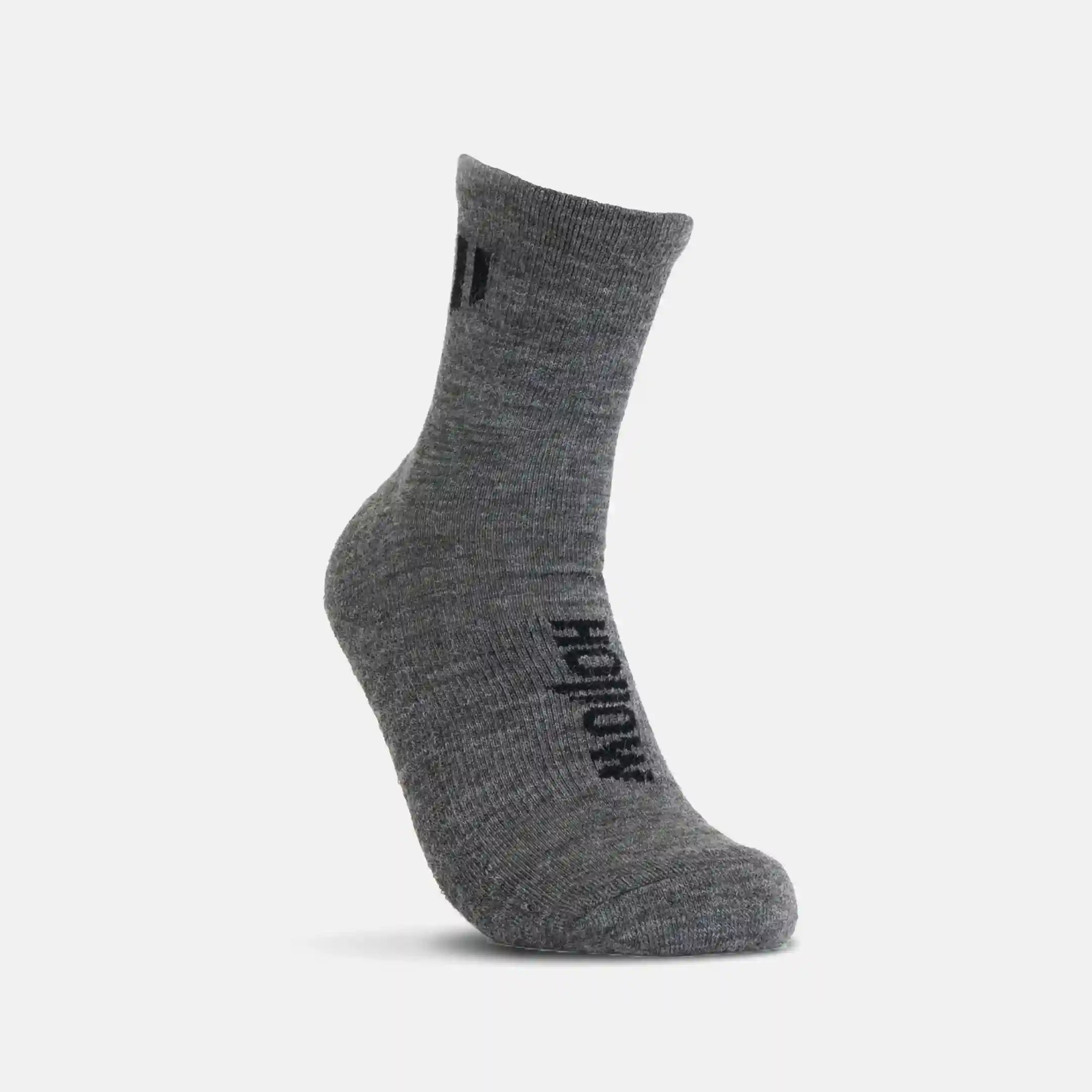 hollowsocksstore.com